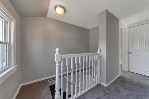 75 Windemere St, Springfield, MA 01104 photo 16