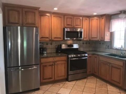 39 Pilgrim Rd, Braintree, MA 02184 photo 2
