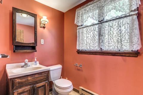 48 Laurel St, Gloucester, MA 01930 photo 18