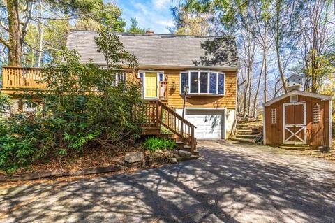 48 Laurel St, Gloucester, MA 01930 photo 4