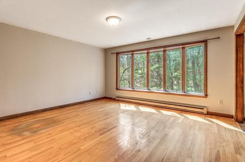 48 Laurel St, Gloucester, MA 01930 photo 12