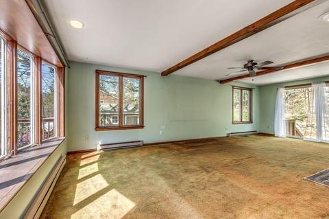 48 Laurel St, Gloucester, MA 01930 photo 8