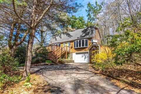 48 Laurel St, Gloucester, MA 01930 photo 2