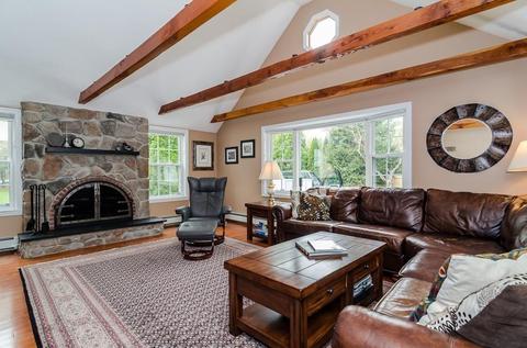 12 Walpole St, Dover, MA 02030 photo 4