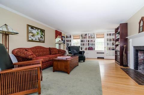12 Walpole St, Dover, MA 02030 photo 7