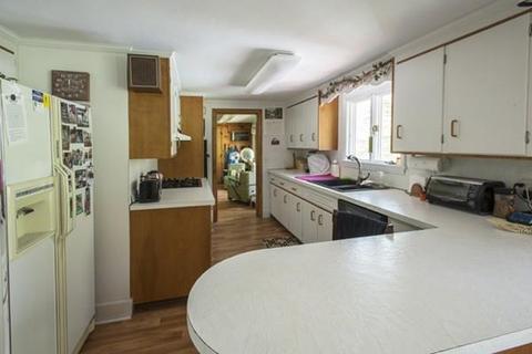 3 Valley View Rd, Williamsburg, MA 01096 photo 7