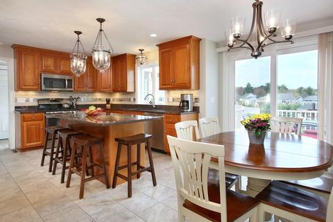 5 Red Gate Rd, Walpole, MA 02081 photo 2