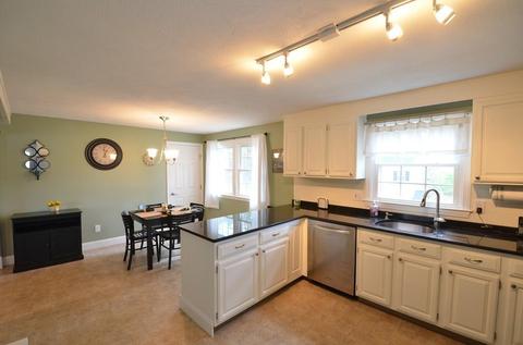 24 Beech St, Franklin, MA 02038 photo 6