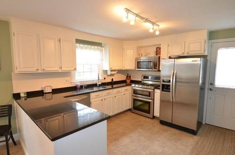 24 Beech St, Franklin, MA 02038 photo 8