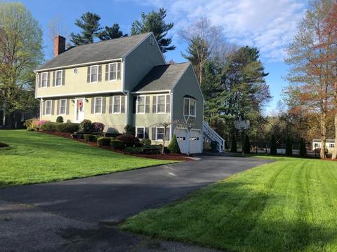 27 Wachusett Dr, Sutton, MA 01590 photo 2