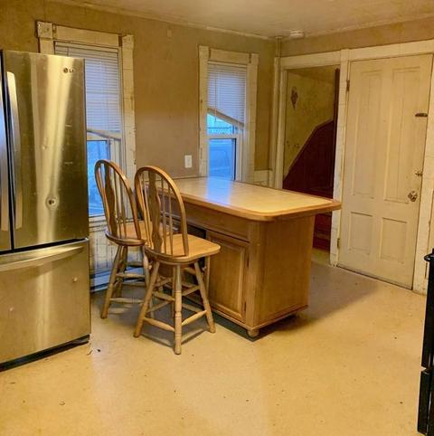 21 Chase St, Beverly, MA 01915 photo 3