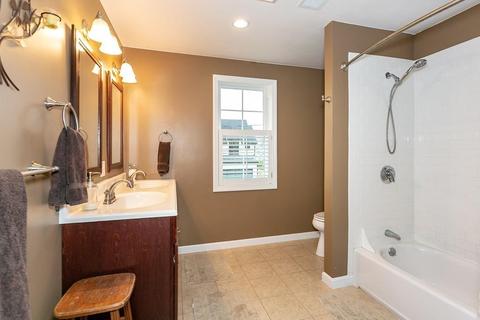 80 Manning St, Needham, MA 02494 photo 10
