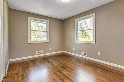 8 Paulette Dr, Danvers, MA 01923 photo 11