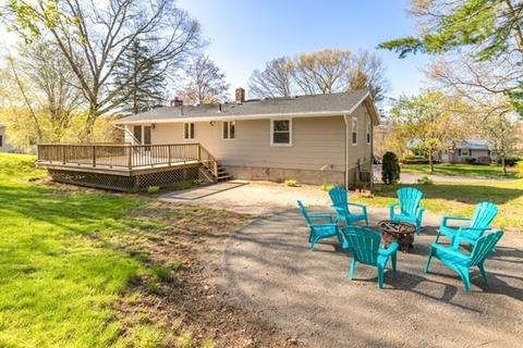 8 Paulette Dr, Danvers, MA 01923 photo 22