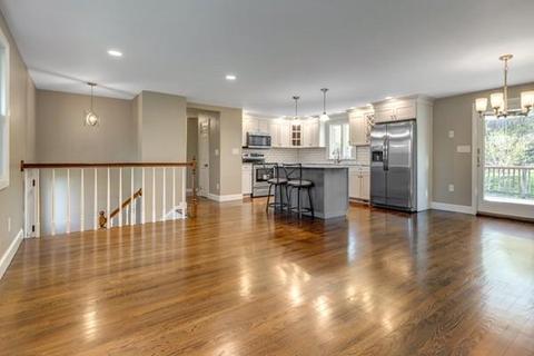 8 Paulette Dr, Danvers, MA 01923 photo 8