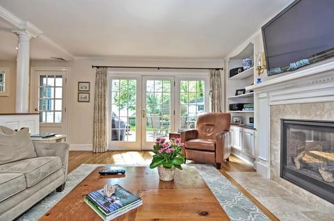 24 Pilgrim Rd, Wellesley, MA 02481 photo 12