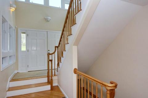 2 Westwind Rd, Danvers, MA 01923 photo 4