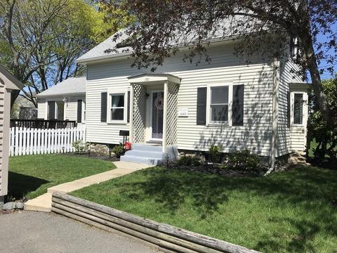 191 Pine St, Danvers, MA 01923 photo 1