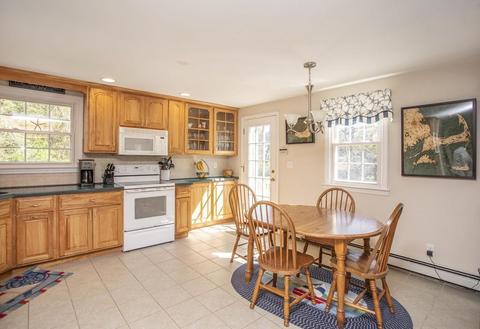 218 Plain St, Norton, MA 02766 photo 5