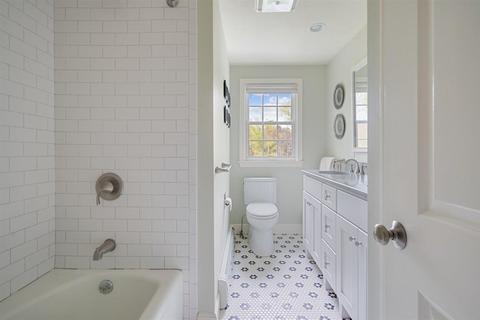 11 Glover Rd, Needham, MA 02494 photo 14
