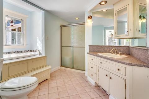 435 Oakland Rd, Barnstable, MA 02601 photo 9