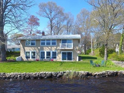 72 Pleasant Cir, Canton, MA 02021 photo 1