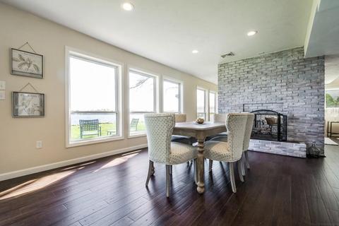 72 Pleasant Cir, Canton, MA 02021 photo 11