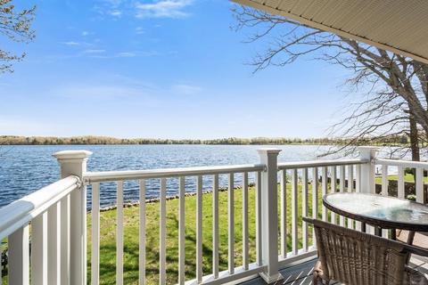 72 Pleasant Cir, Canton, MA 02021 photo 26