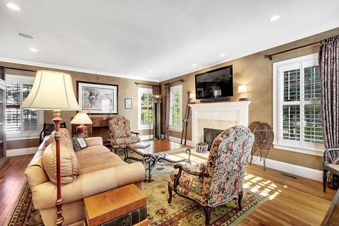 46 Arch St, Needham, MA 02492 photo 14