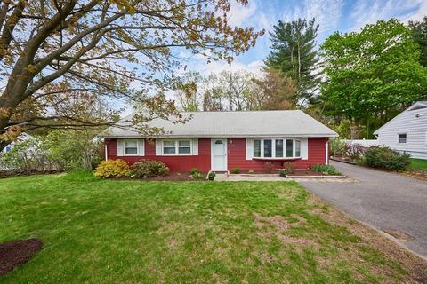 687 Bradley Rd, Springfield, MA 01109 photo 2
