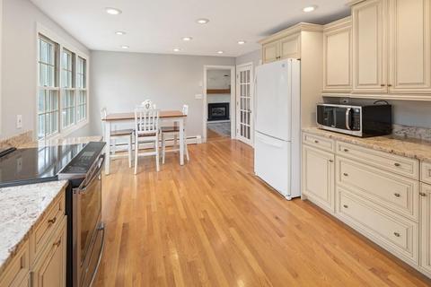 21 Stagecoach Rd, Hingham, MA 02043 photo 5