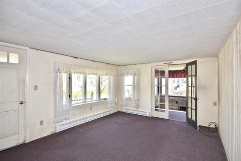 77 Bayview St, Wareham, MA 02571 photo 4