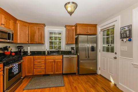 8 Williams Ave, Dedham, MA 02026 photo 6