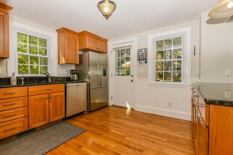8 Williams Ave, Dedham, MA 02026 photo 7