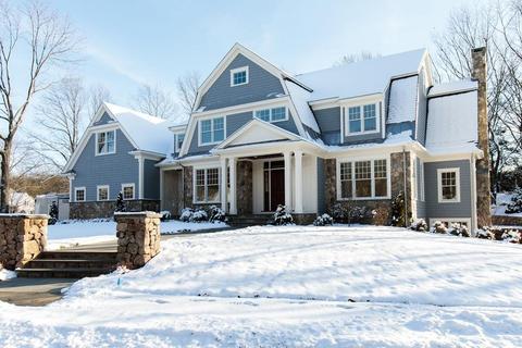 90 Monadnock Rd, Wellesley, MA 02481 photo 2