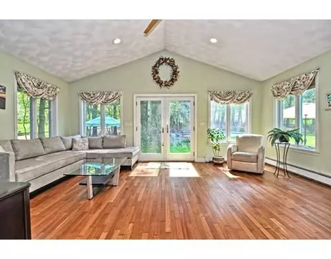 48 Arcadia Ave, Reading, MA 01867 photo 13