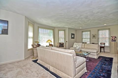 20 Jackson Cir, Franklin, MA 02038 photo 11