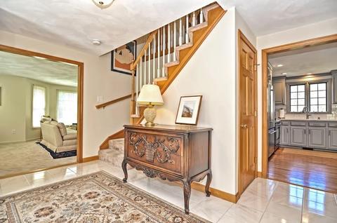 20 Jackson Cir, Franklin, MA 02038 photo 3