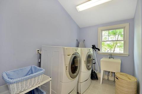 516 Central Ave, Needham, MA 02494 photo 18