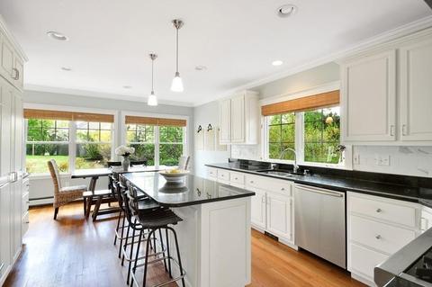 516 Central Ave, Needham, MA 02494 photo 9