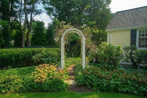 103 Walker St, Weston, MA 02493 photo 30