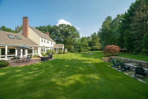 103 Walker St, Weston, MA 02493 photo 3
