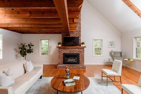 3 Cypress Cir, Hingham, MA 02043 photo 7