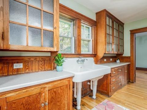47 Bauer St, Worcester, MA 01603 photo 11