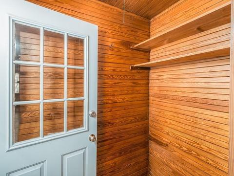 47 Bauer St, Worcester, MA 01603 photo 12