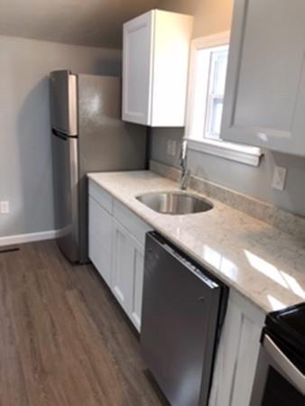 11 Doris Rd, Halifax, MA 02338 photo 4