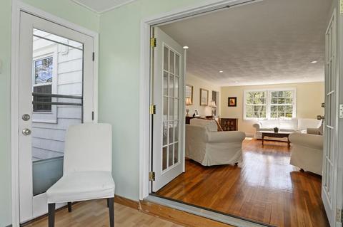30 Spring Rd, Weston, MA 02493 photo 9