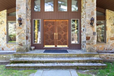 20 Green Ln, Canton, MA 02021 photo 1