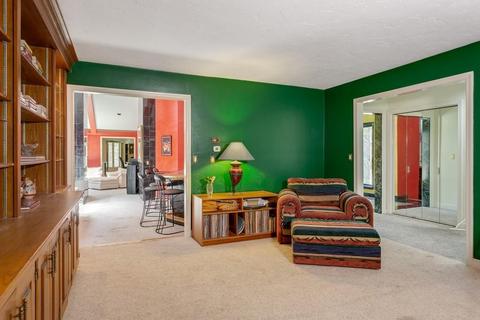 20 Green Ln, Canton, MA 02021 photo 13