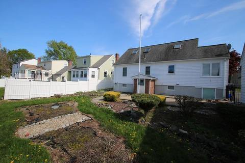 25 Eustis St, Saugus, MA 01906 photo 21